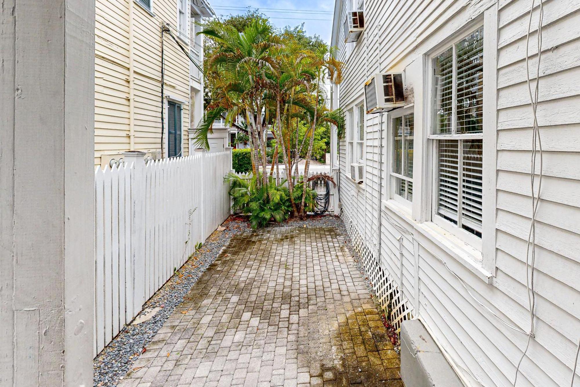Four Flowers Guesthouse Key West Esterno foto
